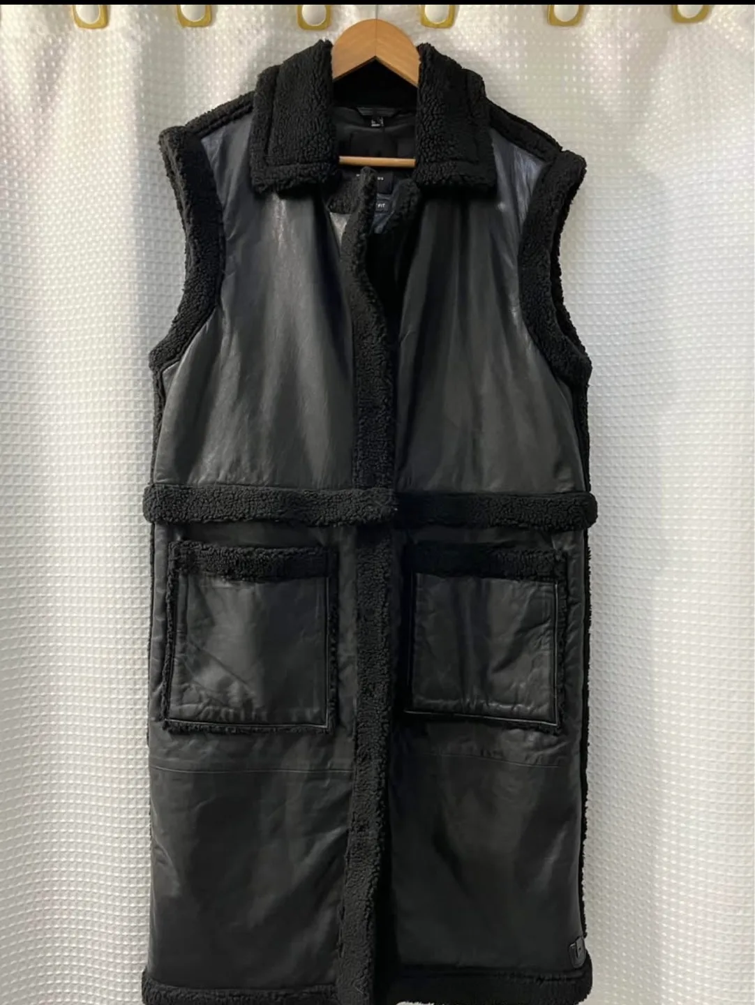 Mauritius 4 in 1 Style Women's Leather Jacket - Black, Size L image indicator(4)