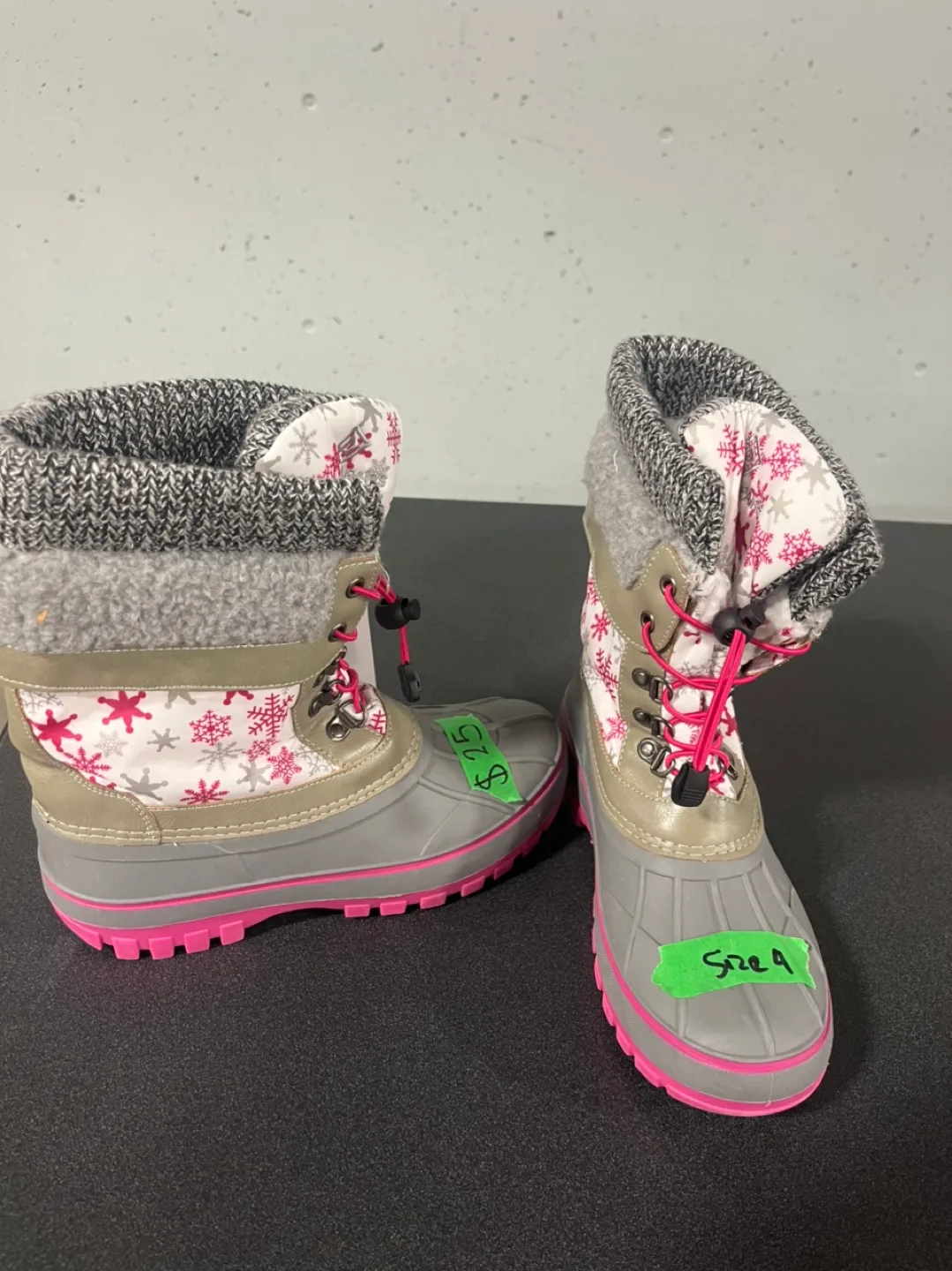 Waterproof Winter Snow Boots image indicator(2)