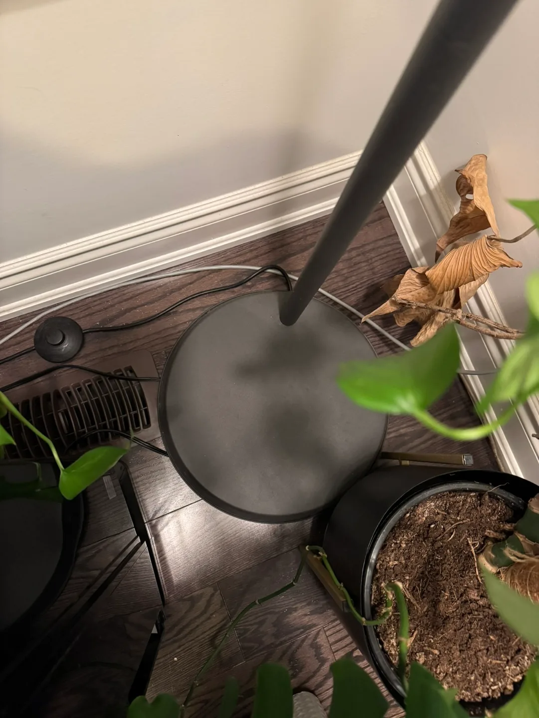 Ikea Hektor Adjustable Floor Lamp image indicator(3)