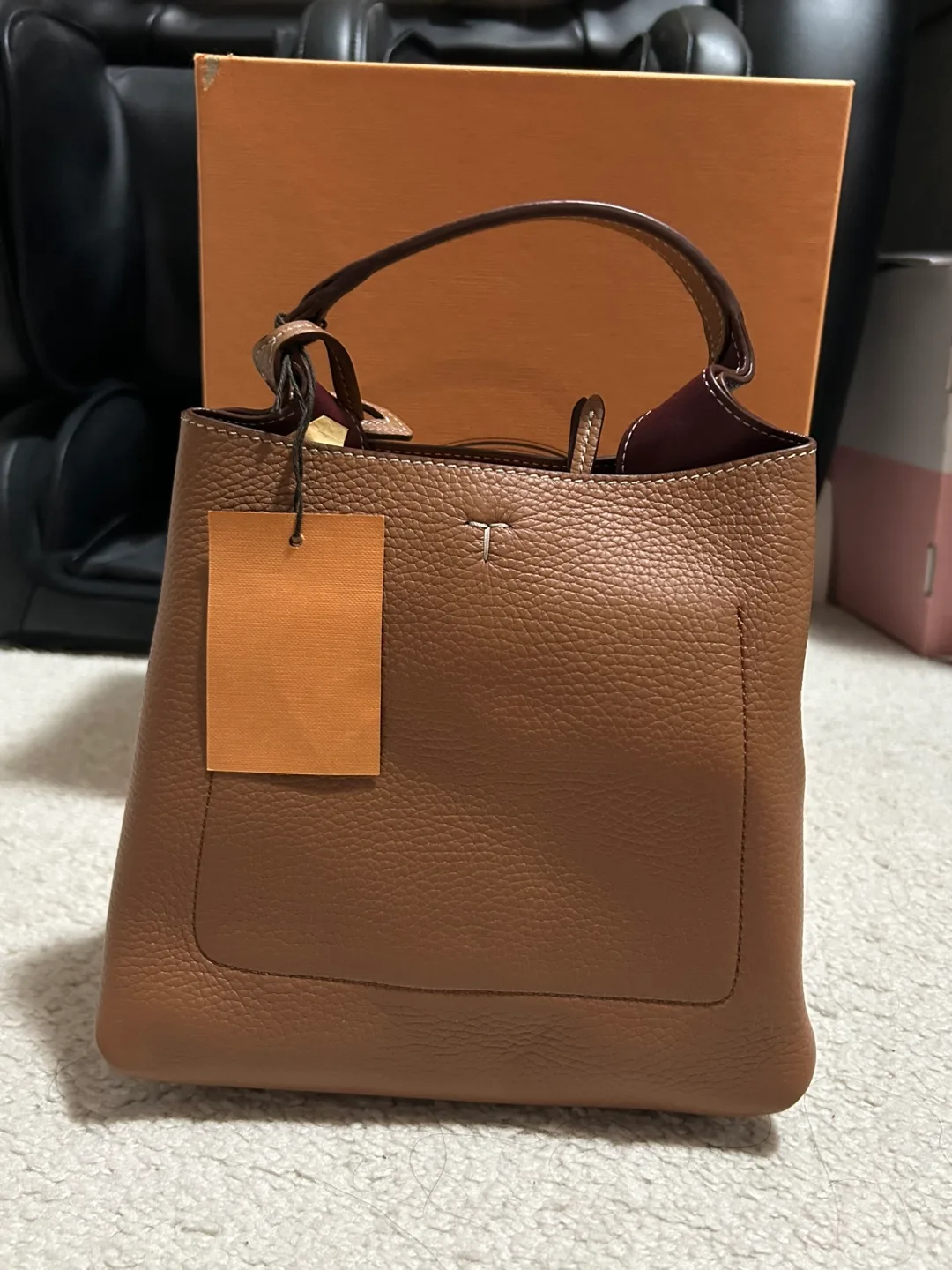 Authentic TOD'S Brown Leather Bucket Bag image indicator(2)