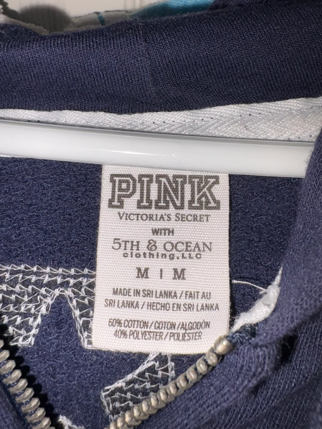 Sequence New York Yankees hoodie image indicator(4)