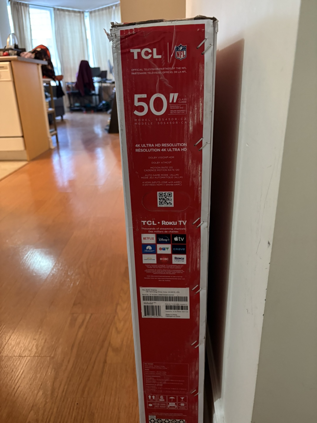 50" TCL 4K Ultra HD Roku Smart TV - photo 2