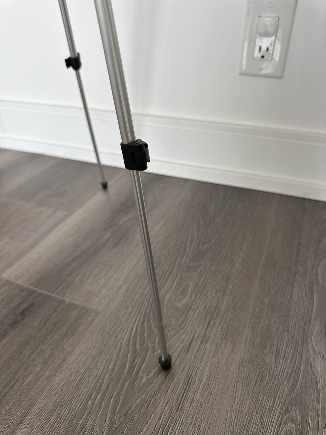 Portable Tripod Stand - photo 5