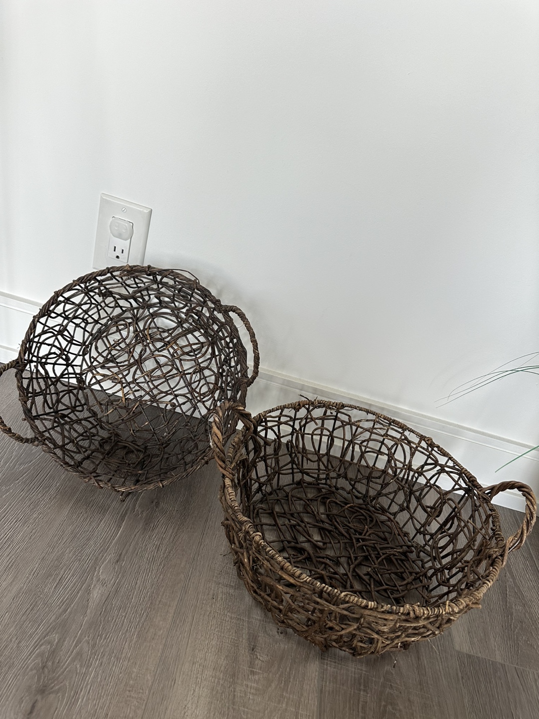 Two Woven Wicker Baskets with Handles - photo 4
