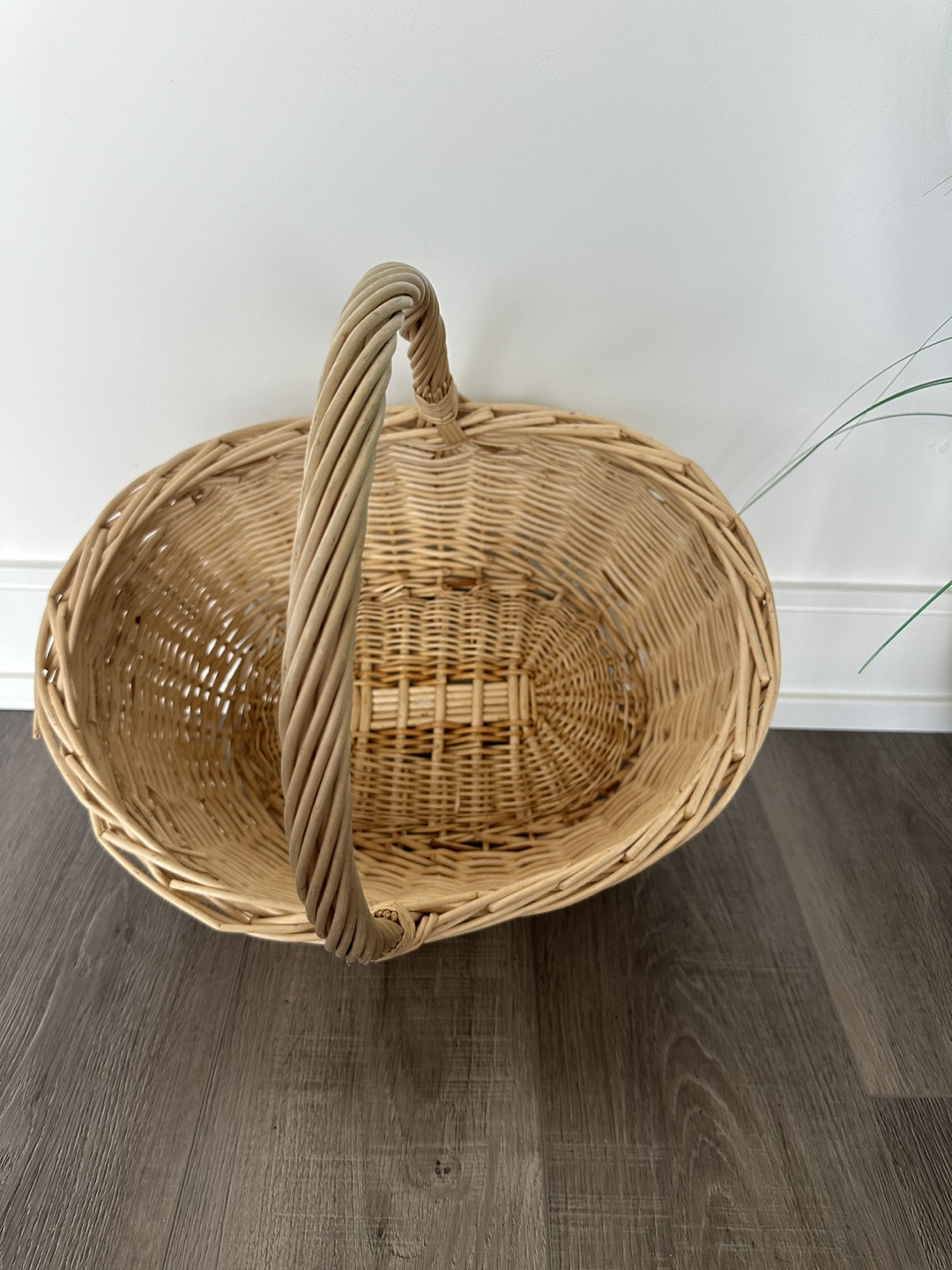 Large Wicker Basket with Handle - photo 4