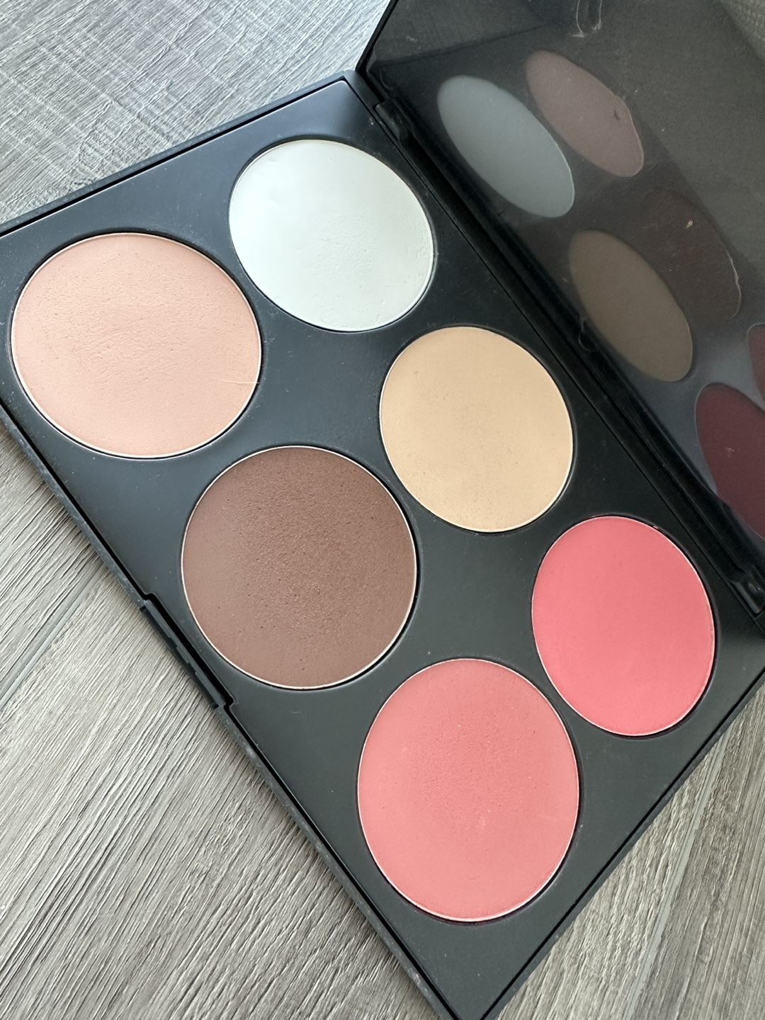 BH Cosmetics 6 Colour Contour & Blush Palette - photo 2