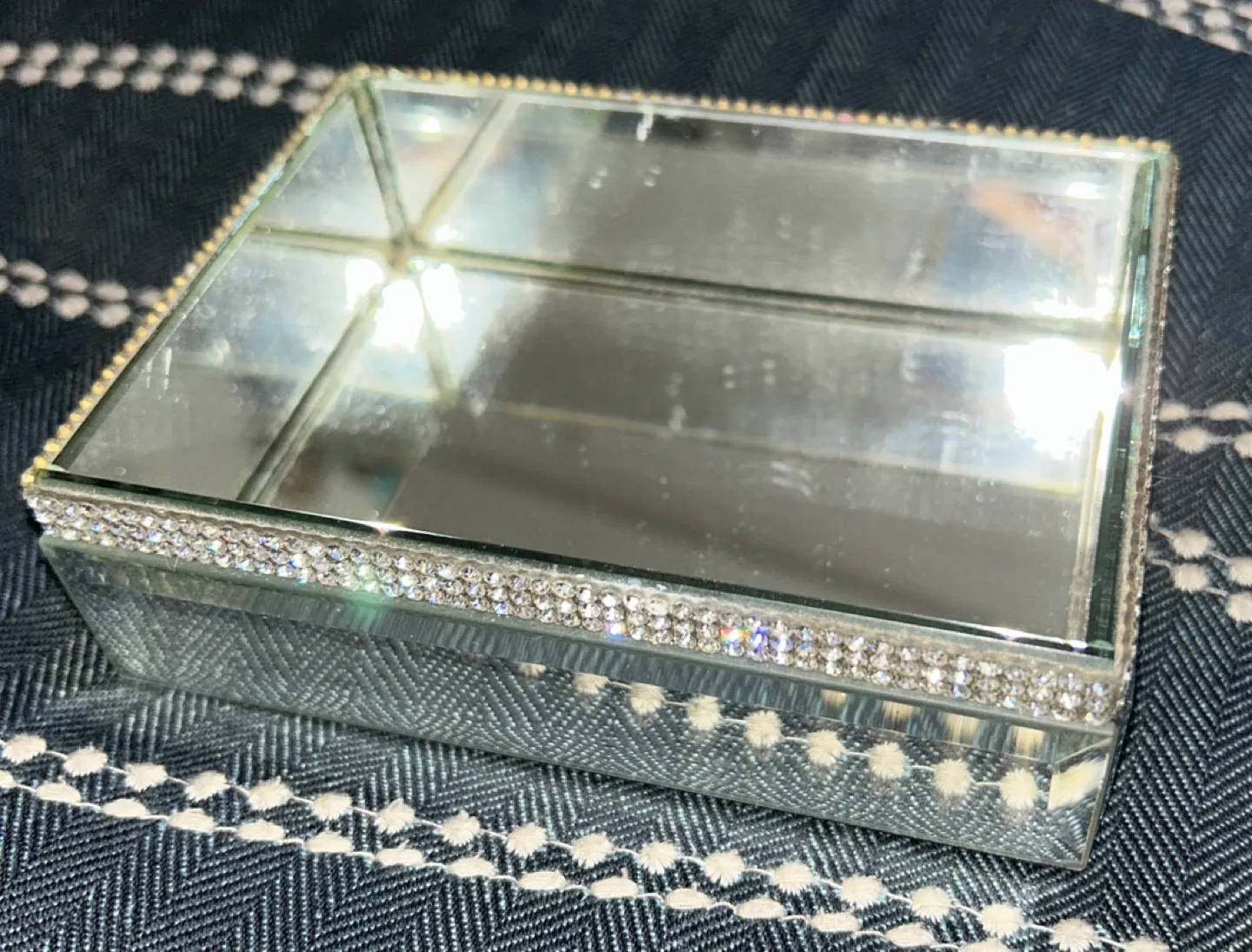 Two Glass Jewelry Holders 🏈 image indicator(3)