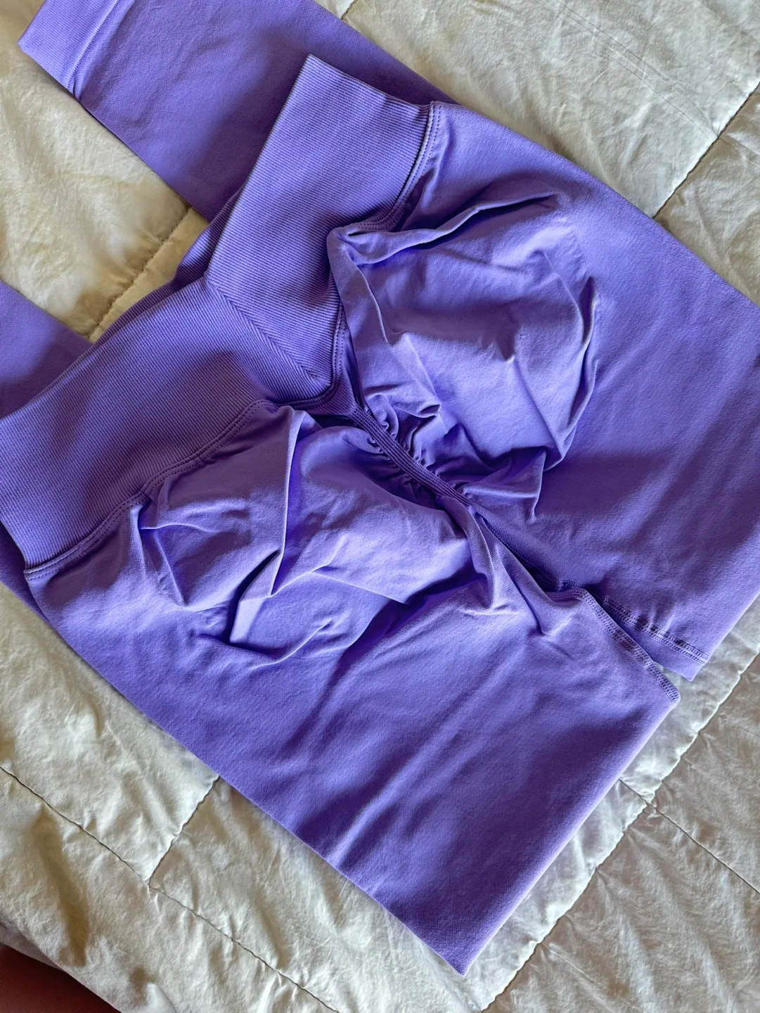 Lavender Purple Scrunch Butt Leggings image indicator(2)