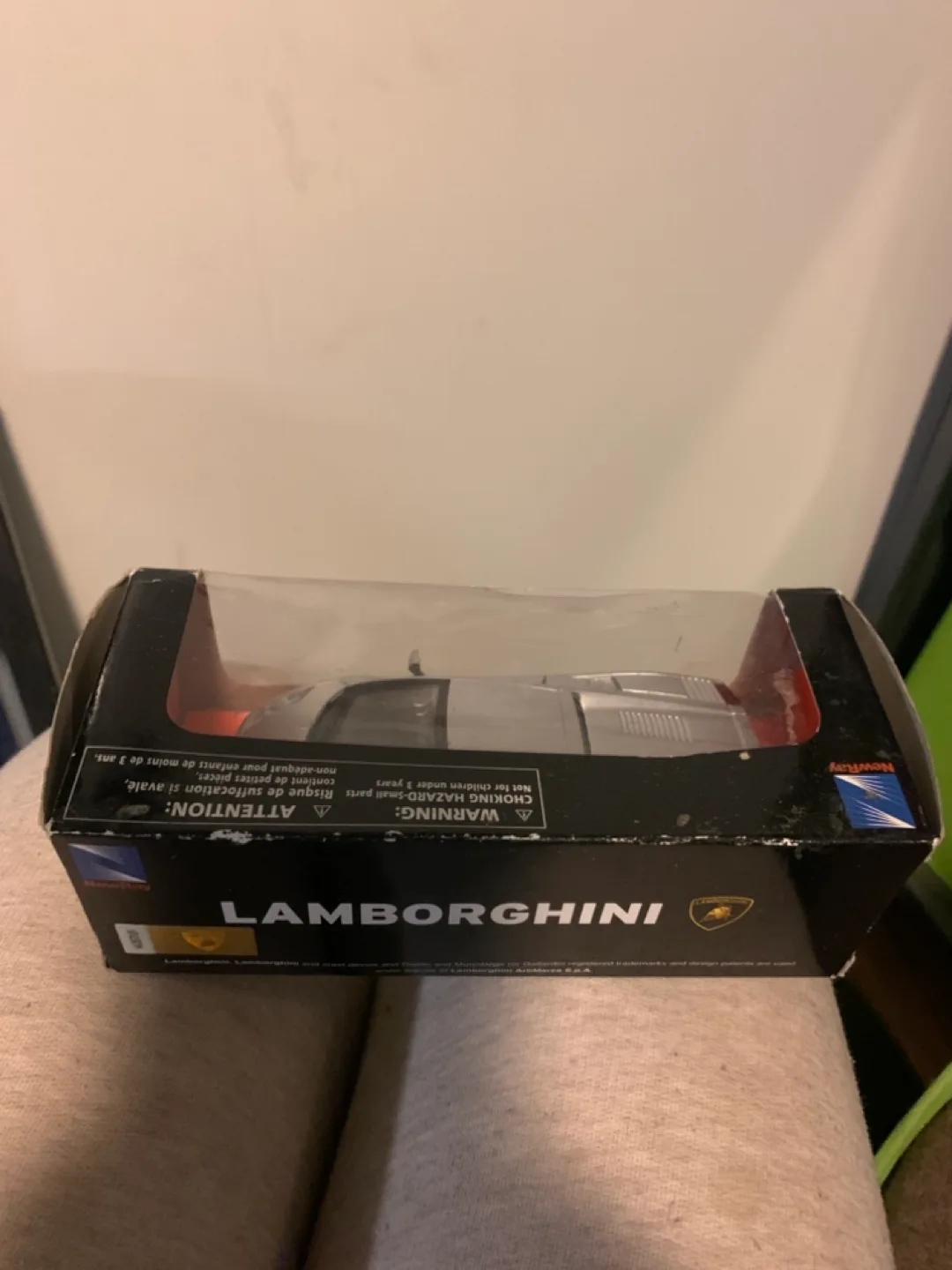 🏈 Lamborghini Gallardo 1/32 Scale Diecast Model Car image indicator(2)