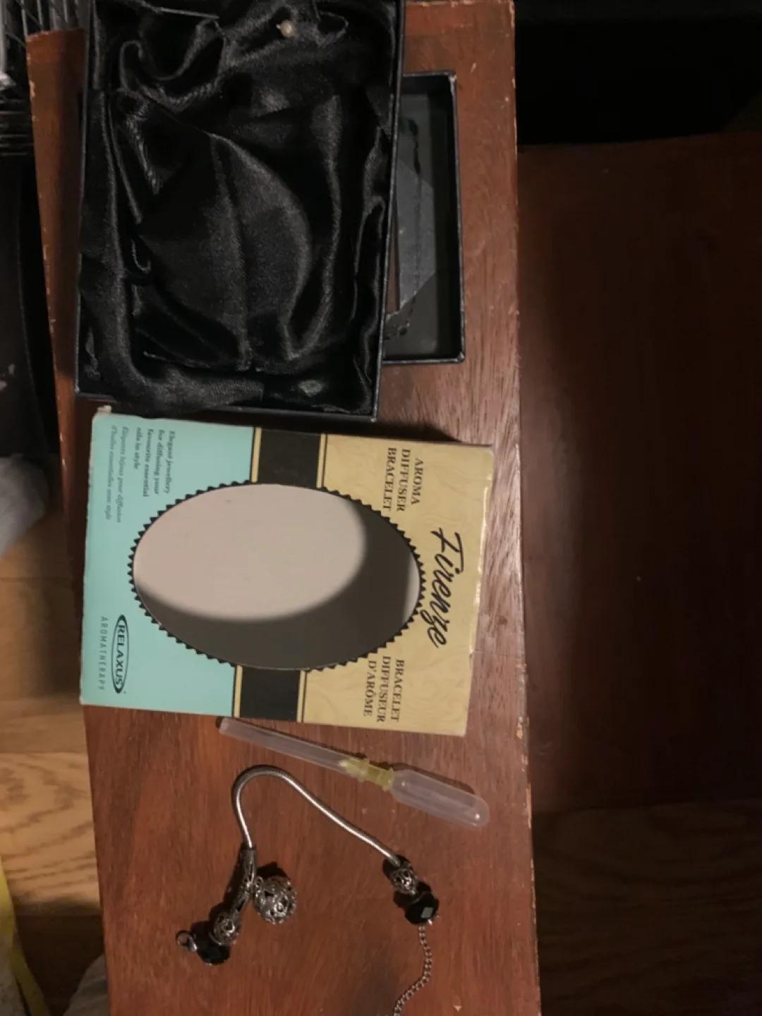 🏈 Relaxus Firenze Aroma Diffuser Bracelet image indicator(3)