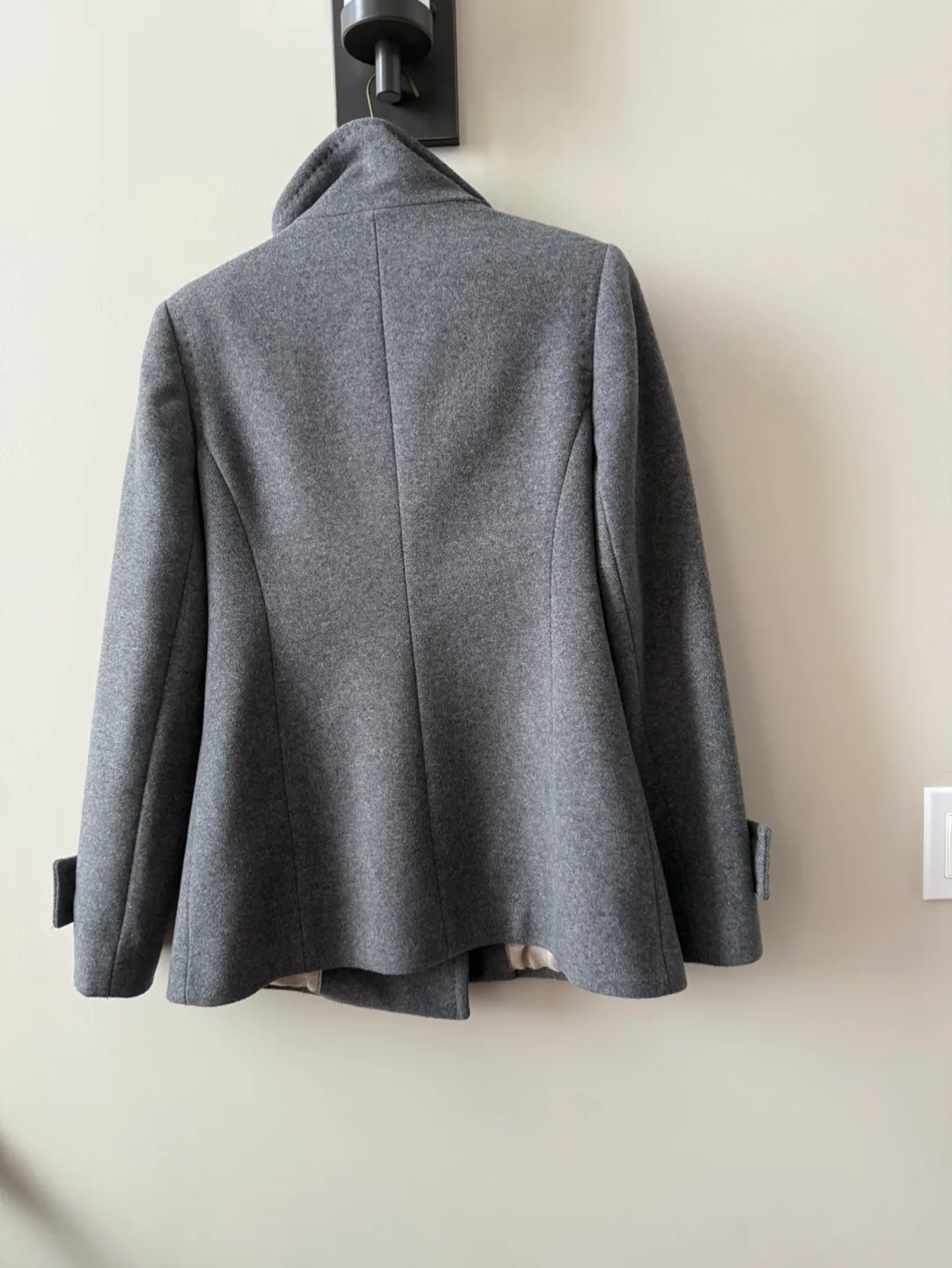 Babaton Aritzia Grey Peacoat image indicator(4)
