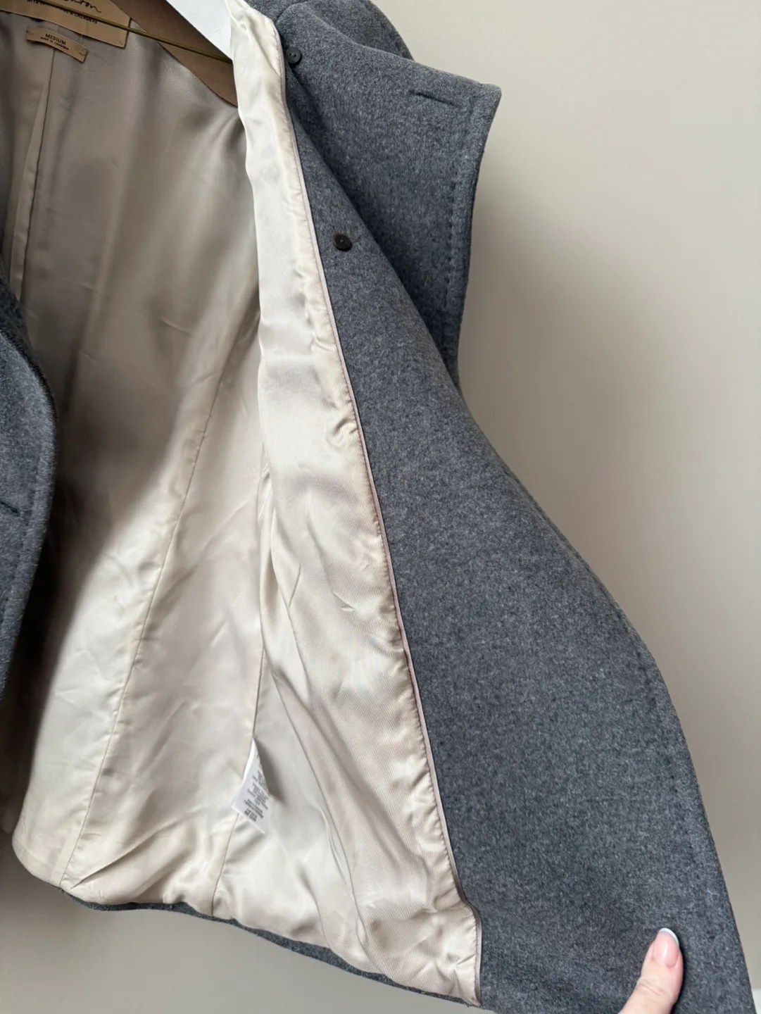 Babaton Aritzia Grey Peacoat image indicator(9)