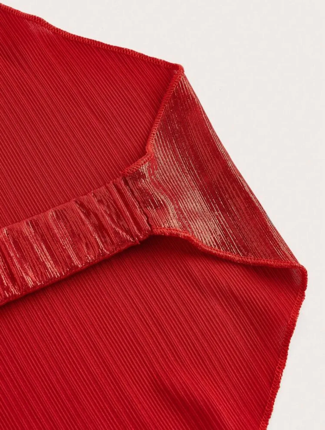 Red Metallic Halter Neck Crop Top 🏈 image indicator(5)