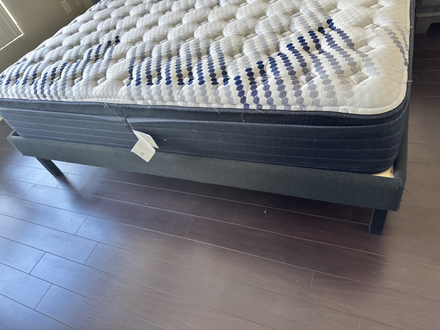 King Size Mattress and Platform Bed Frame - photo 4