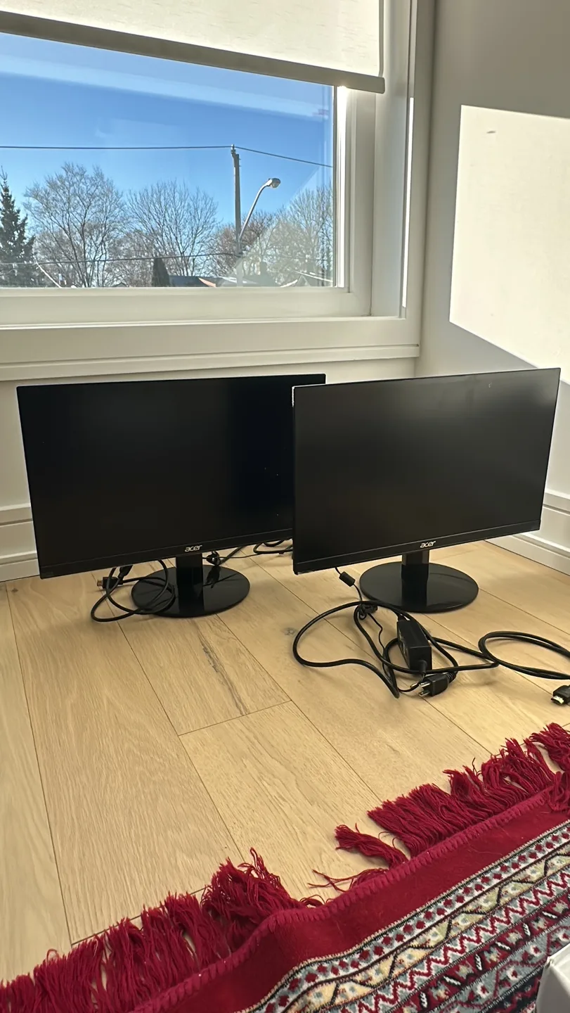 Two Acer 21.5" Full HD Monitors for Sale