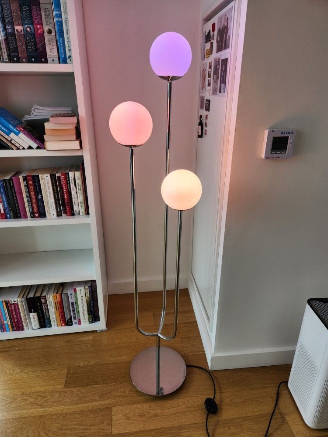 Three-light globe floor lamp SIMRISHAMN