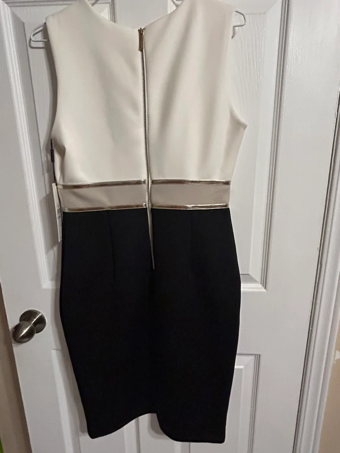 Calvin Klein Petite Black and White Dress Size 6P image indicator(4)