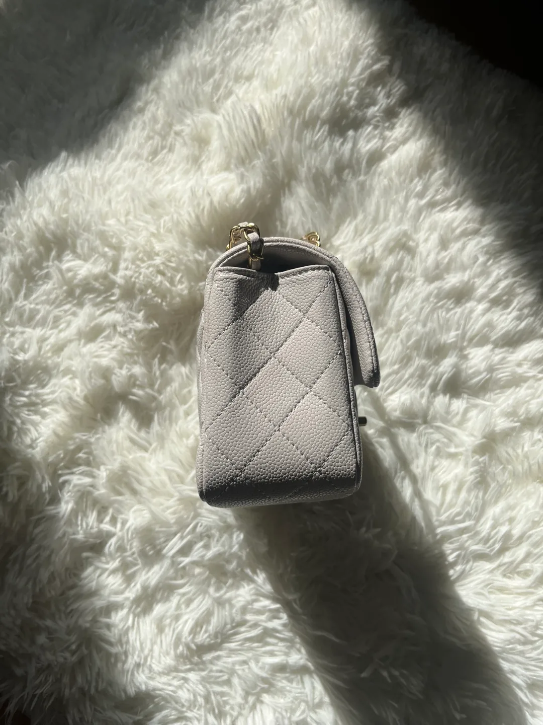 CC LogoMini Flap Bag - Off-White image indicator(7)