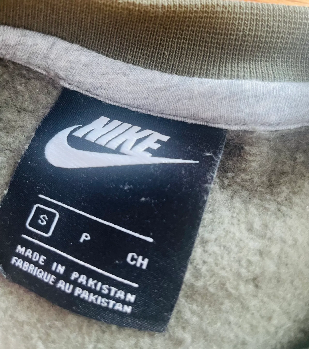 Nike Crewneck Sweatshirt - Olive Green - Size Small image indicator(3)