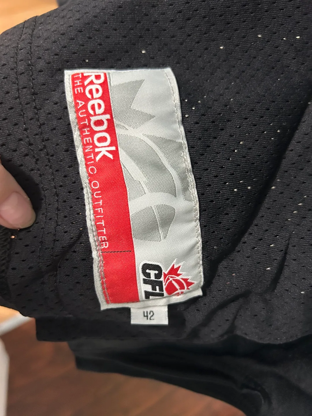 Authentic Hamilton Tiger-Cats Reebok Jersey - Size 42 image indicator(5)