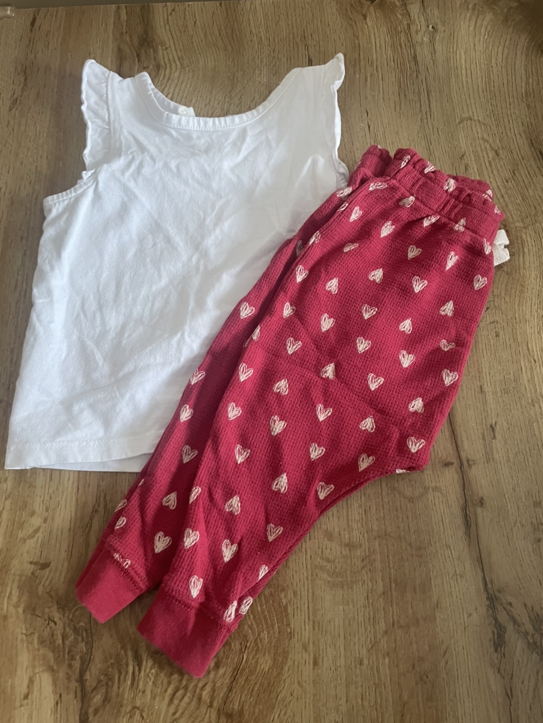 Baby Girl Clothes Bundle - Carter's Bodysuit & Leggings + More! - photo 5