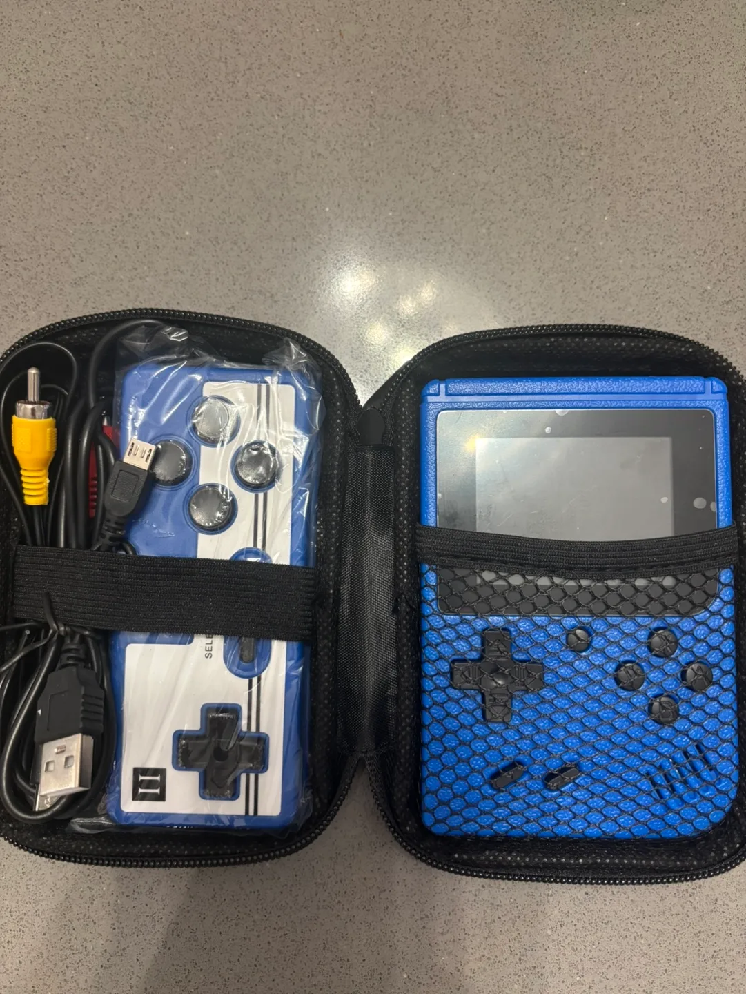 Retro Handheld Game Console with Controller image indicator(2)