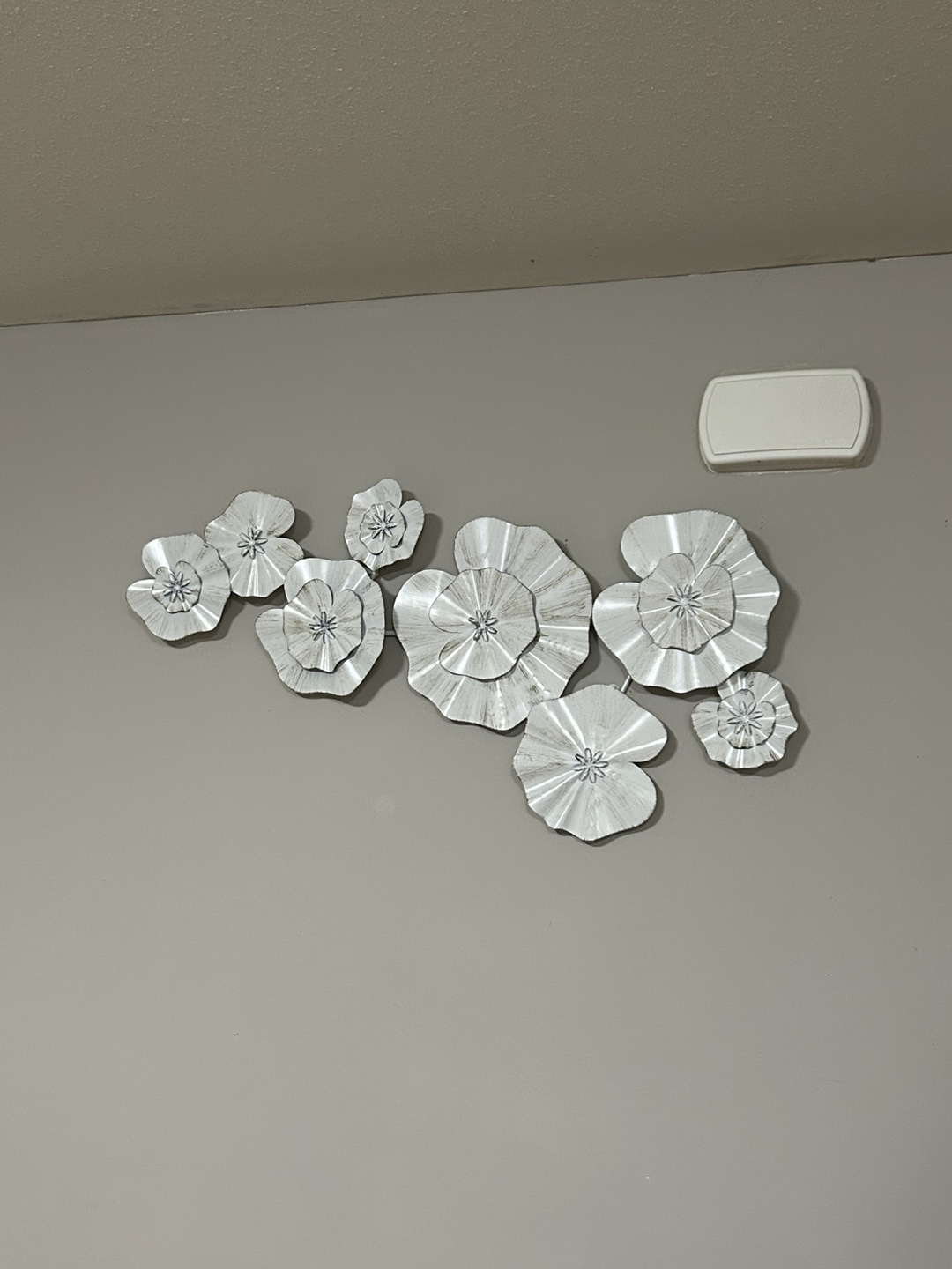 Metal Flower Wall Decor - photo 2