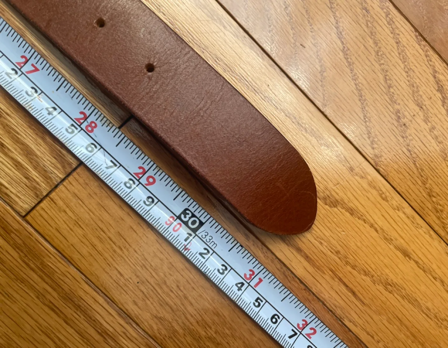 H&M Women’s Brown Leather Belt image indicator(4)