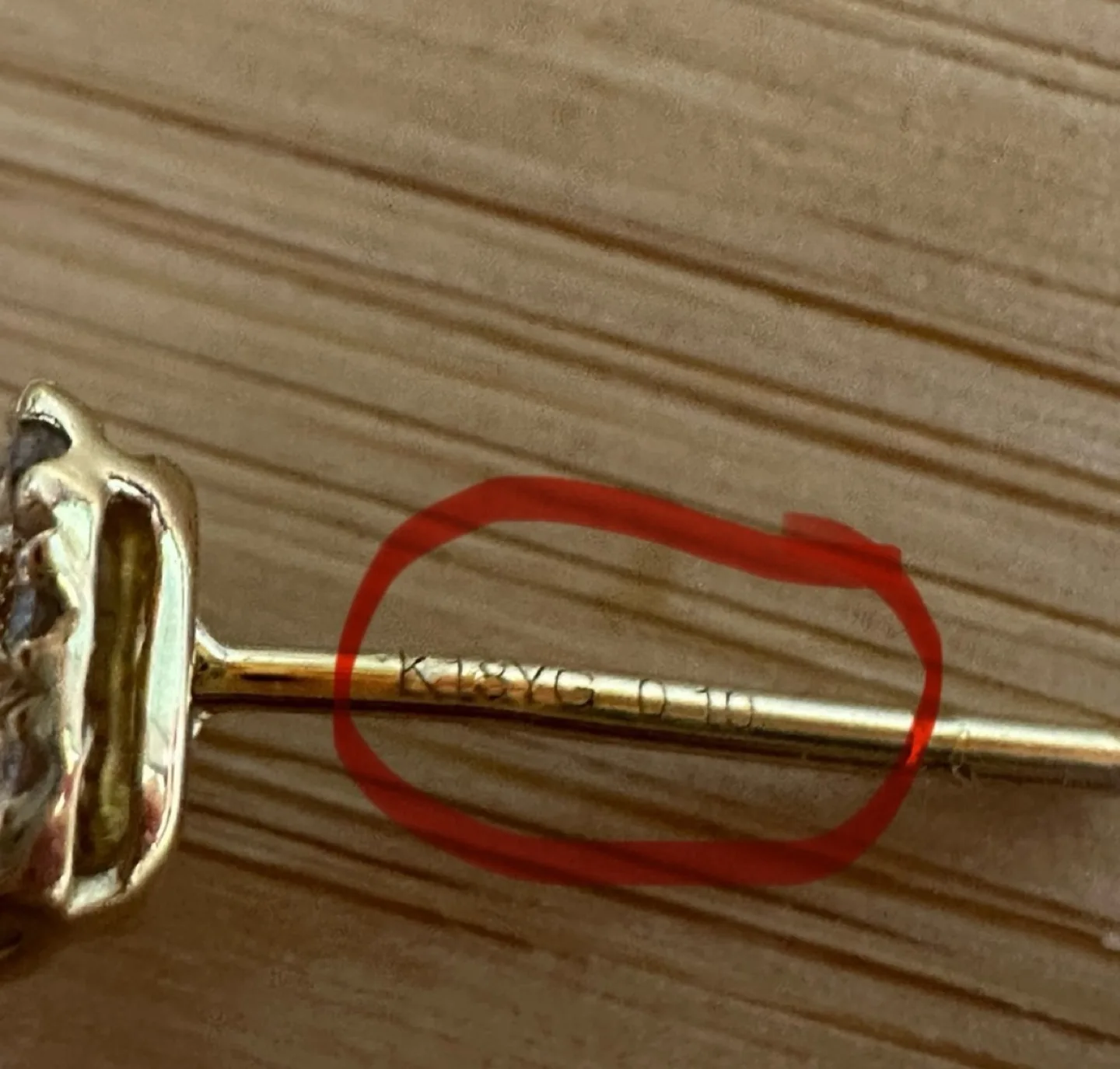 18K Yellow Gold Diamond Earrings 🏈 image indicator(6)