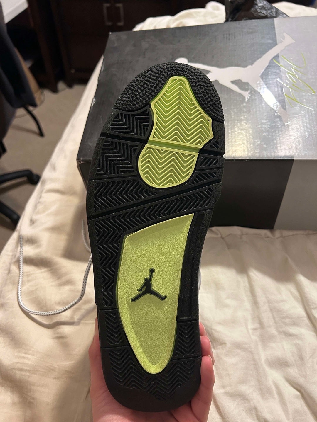 Air Jordan 4 - photo 2
