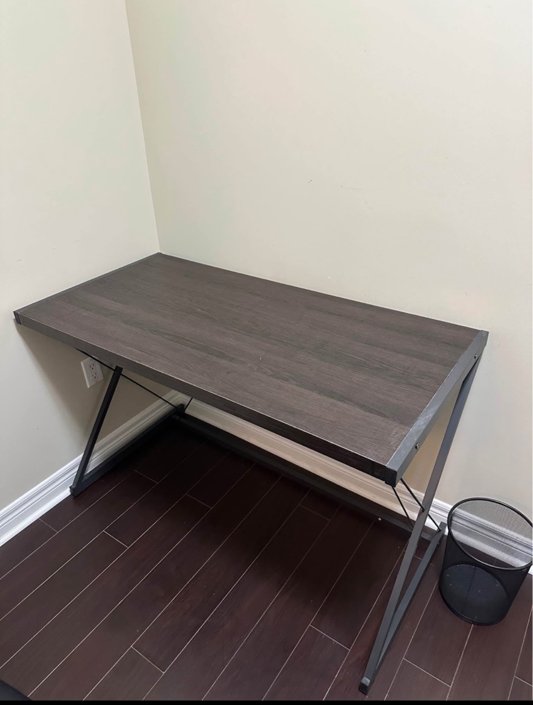 Modern Writing Desk