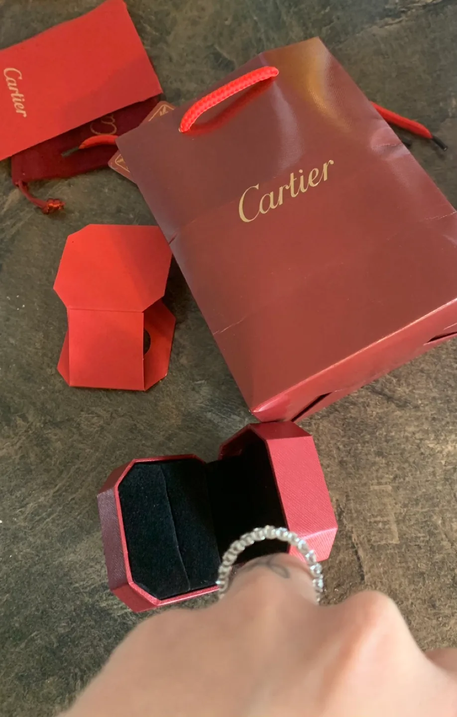 Eternity Band image indicator(2)