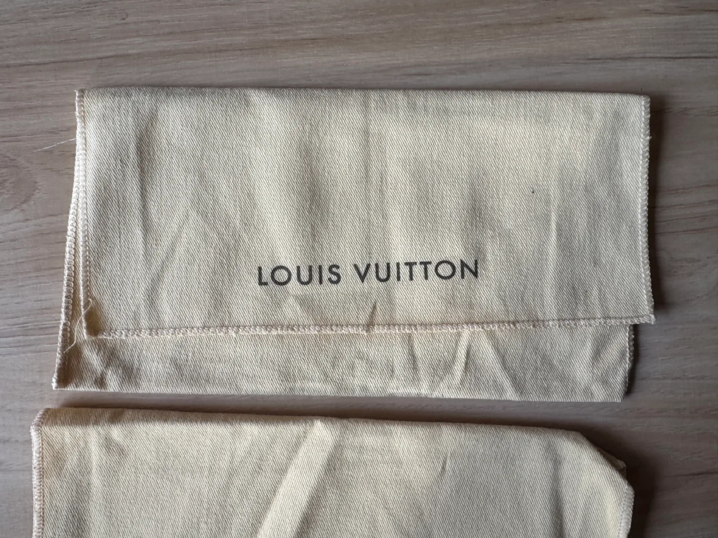 Louis Vuitton Dust Bags for Long wallet image indicator(3)
