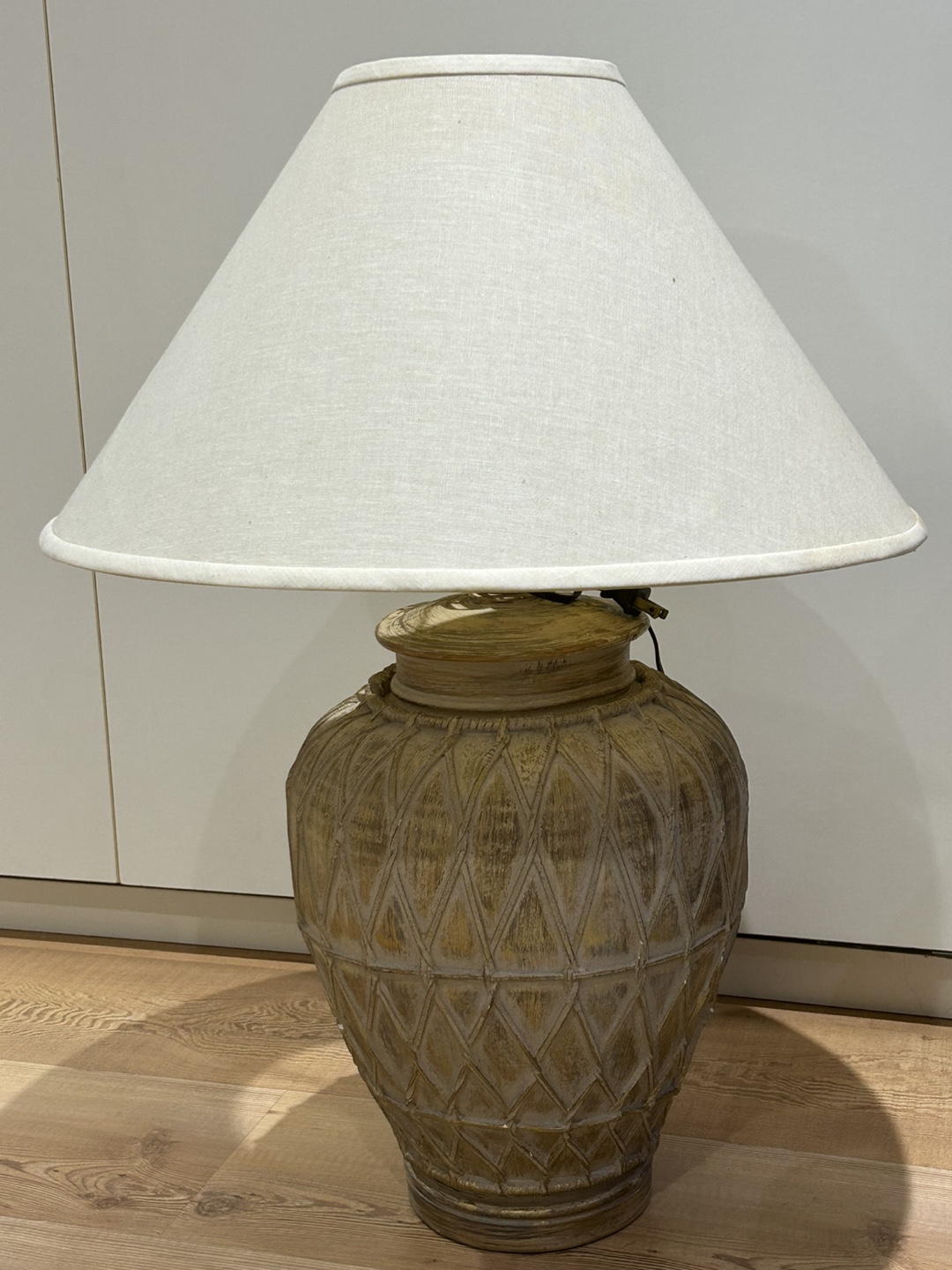 Side table lamp