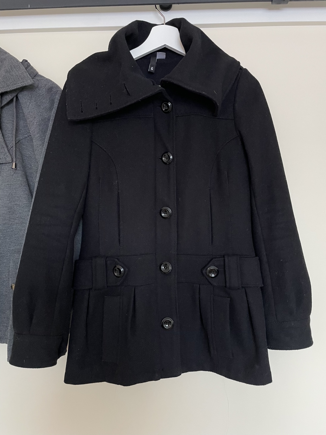 Women's Black Peacoat Jacket 🏈