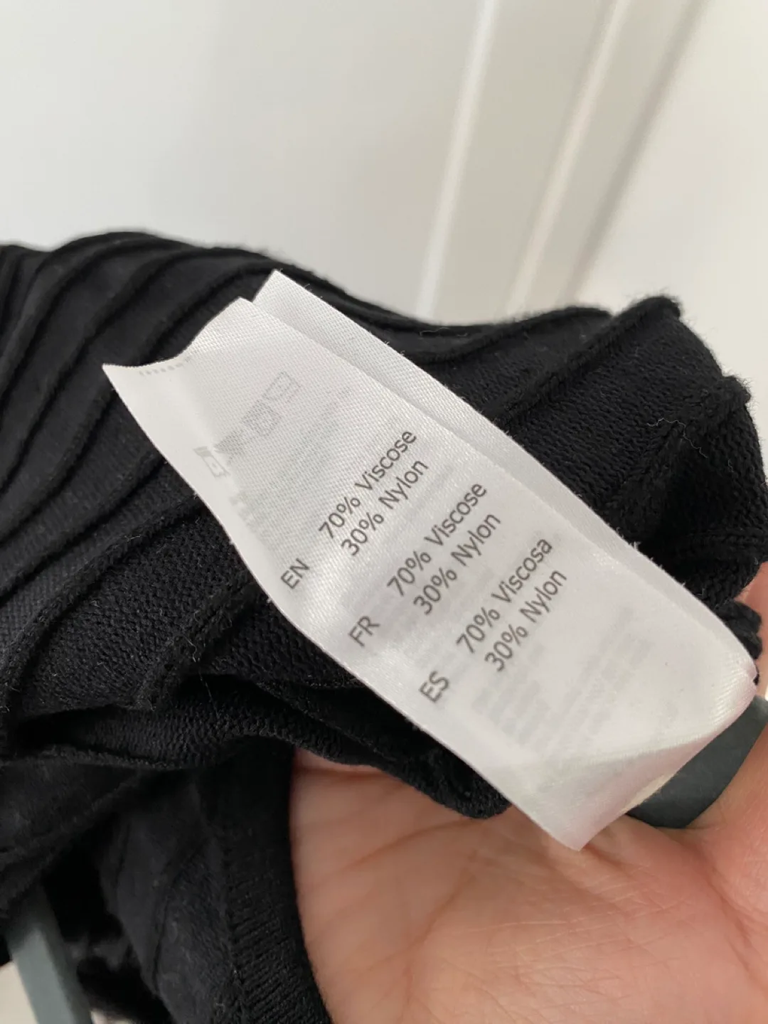 Revamped Black Ribbed Knit Cardigan image indicator(6)