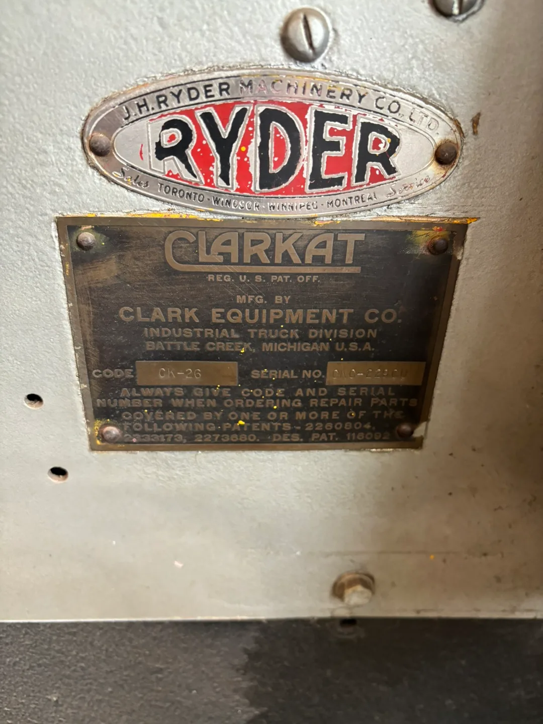 Vintage Clark Industrial Tugger -1958 image indicator(2)