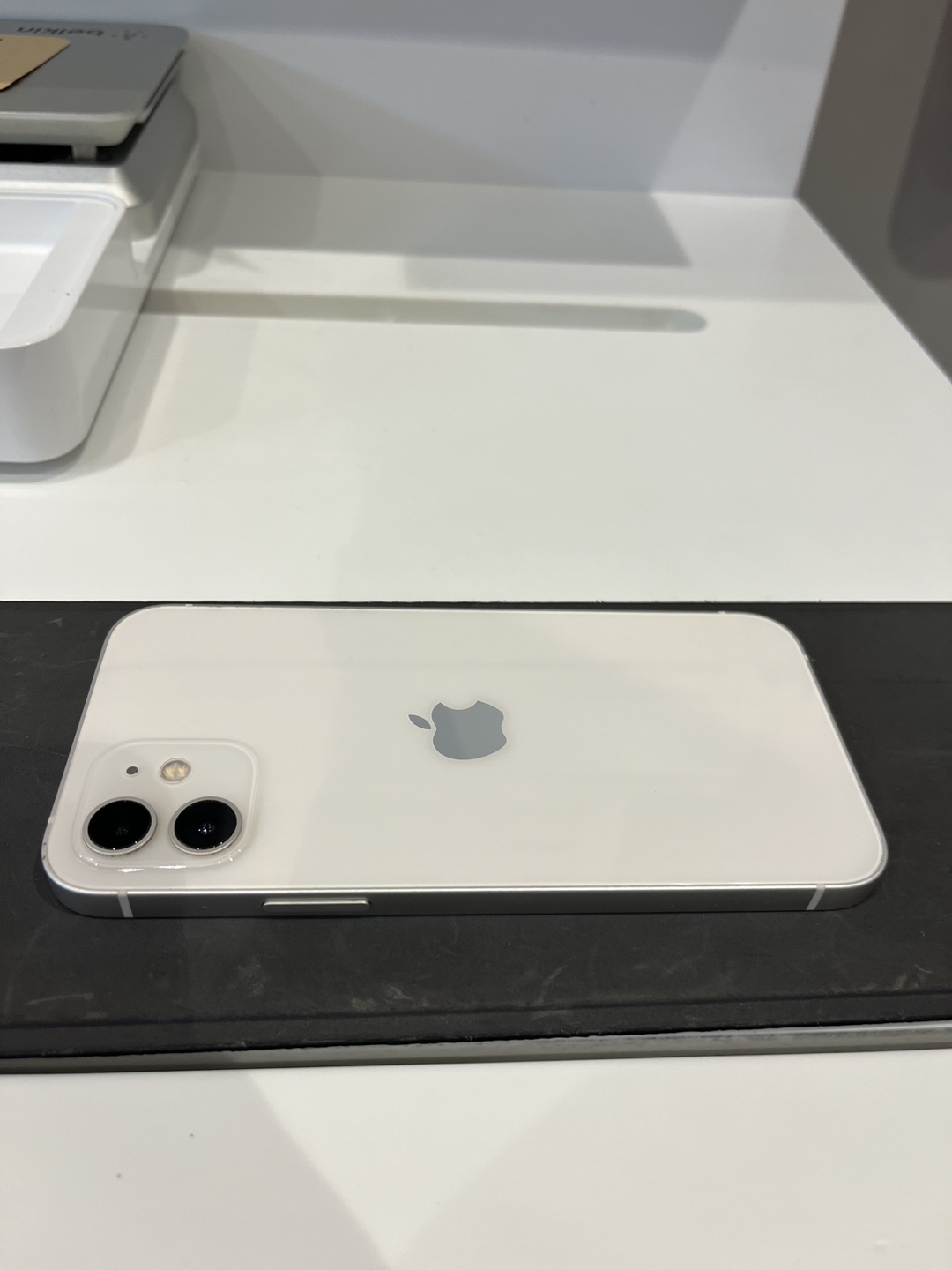 iPhone 12 WHITE 64GB