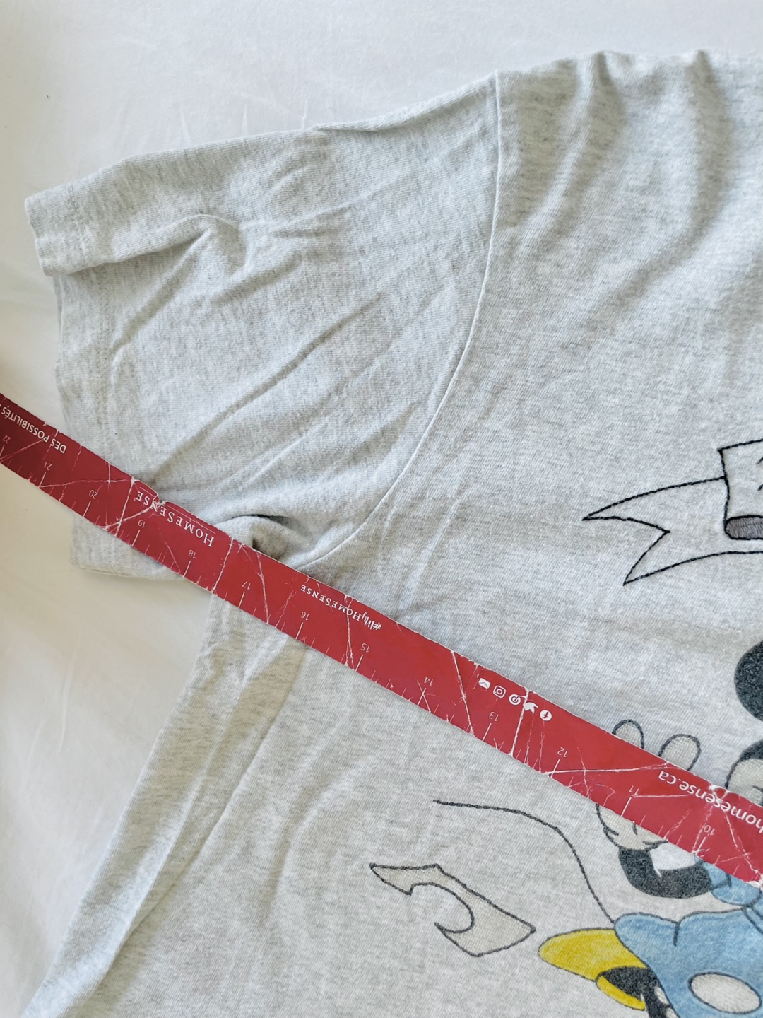 Minnie Mouse Graphic Tee 🏈 - photo 2
