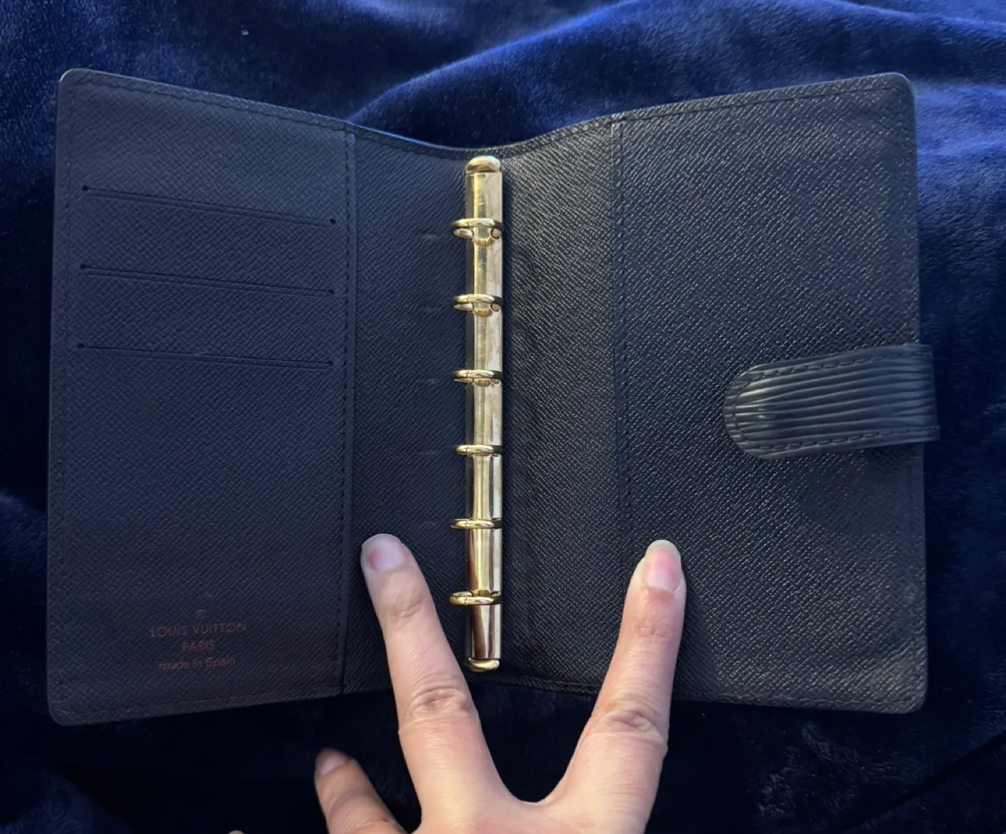 Louis Vuitton Black Leather Agenda Cover image indicator(8)
