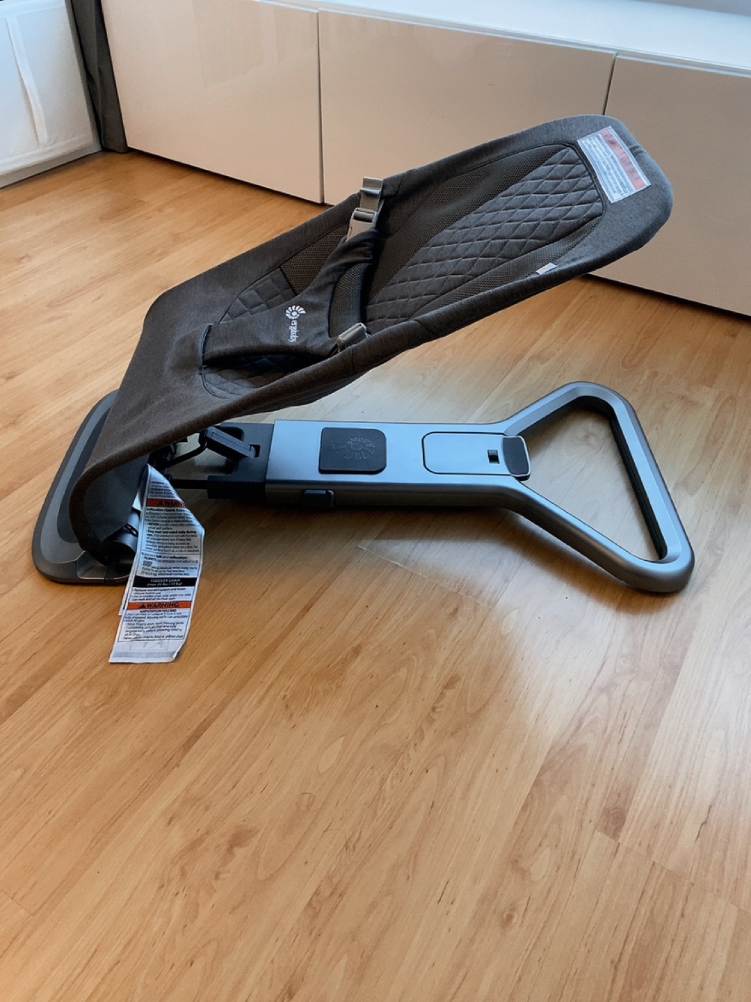 ErgoBaby “Evolve” 3-in-one bouncer (EUC) + rattle toy bar - photo 5