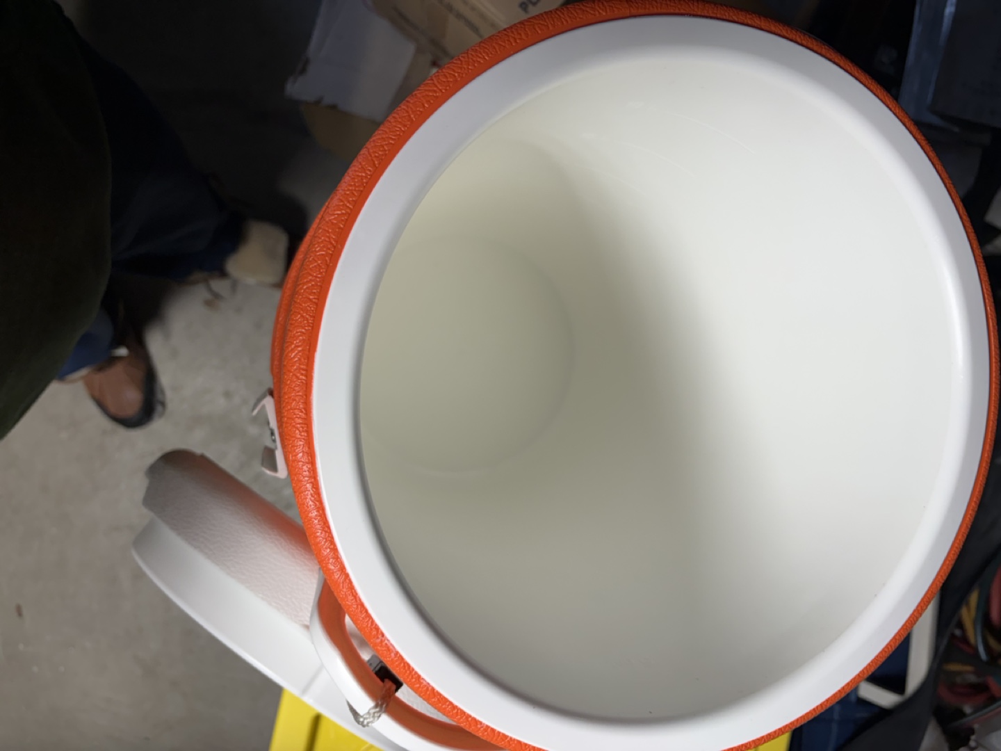 Igloo 5-Gallon Beverage Cooler - photo 4