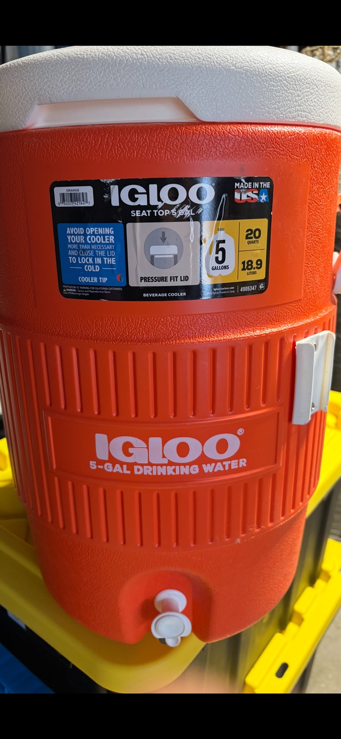 Igloo 5-Gallon Beverage Cooler - photo 2