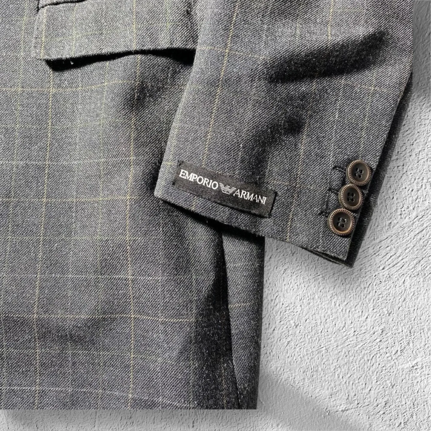 Vintage Emporio Armani Blazer – XL Checkered Cotton Suit Jacket image indicator(4)