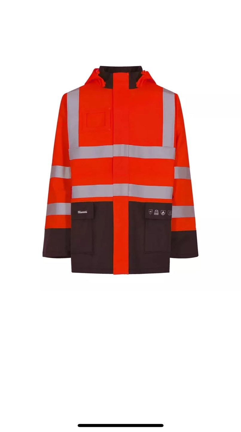New Lyngsoe Rainwear Size L Fire Retardant Workwear