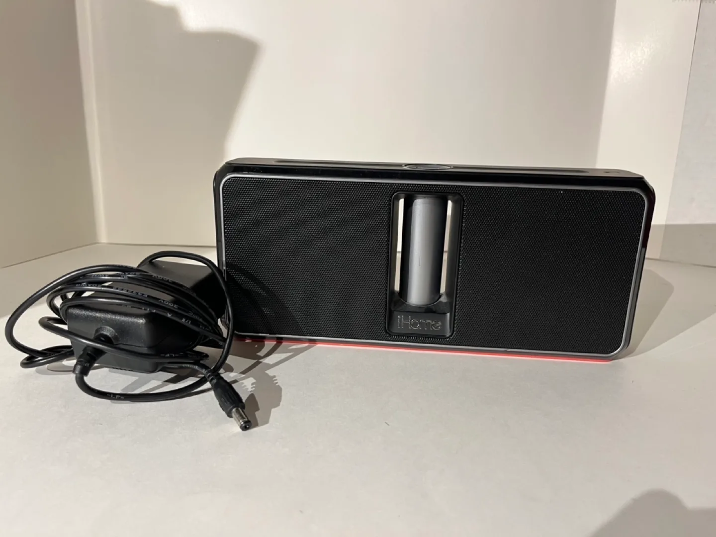 iHome Bluetooth Speaker with Built In Power Bank! thumbnail