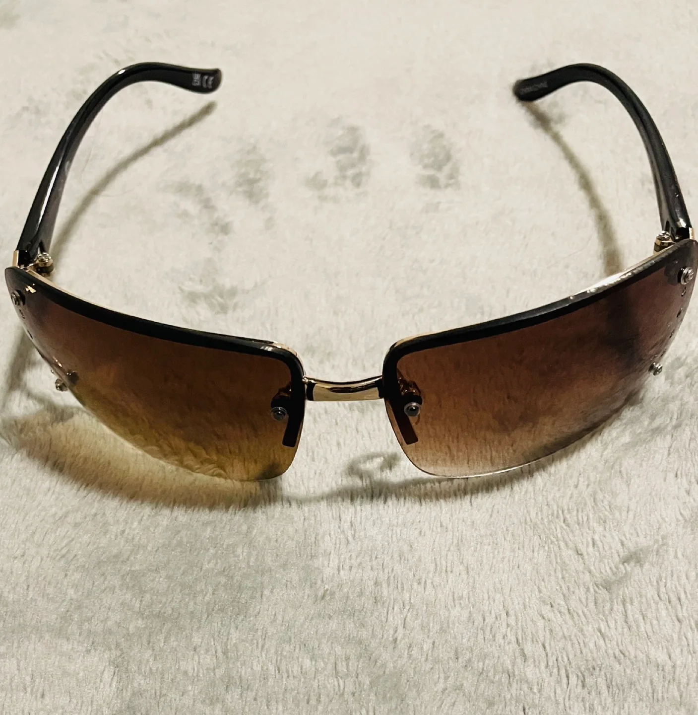 Brown rimless sunglasses with rhinestones image indicator(2)