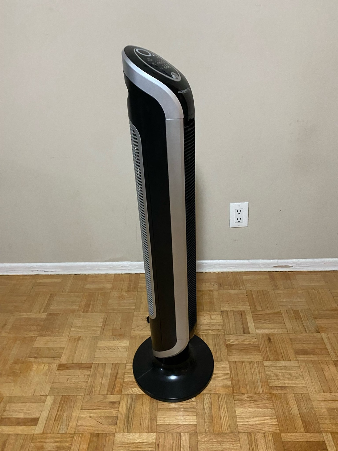 Rowenta VU6670U2 Fresh 180 Oscillating Vertical Fan - photo 2