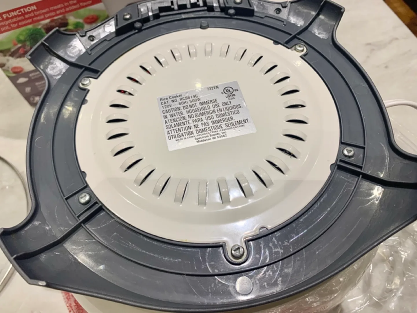 Black+Decker 14-Cup Rice Cooker with Sauté Function image indicator(6)