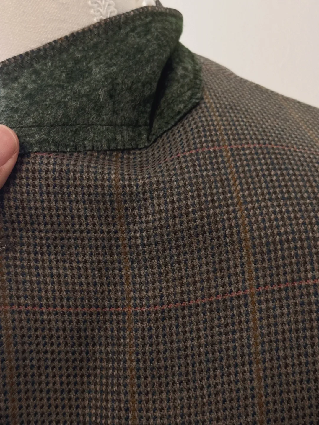 Vintage Burberrys’ Wool Cashmere Blend Blazer Jacket image indicator(4)